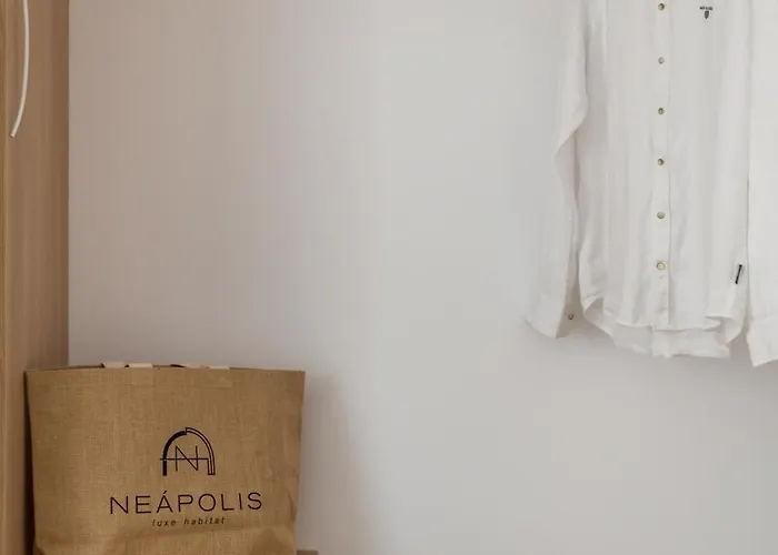 Апарт-готель Neapolis 4*