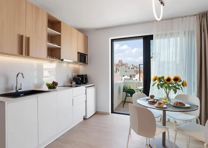 Апарт-готель Neapolis 4*