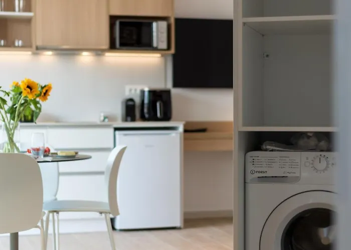 Neapolis Aparthotel 4*